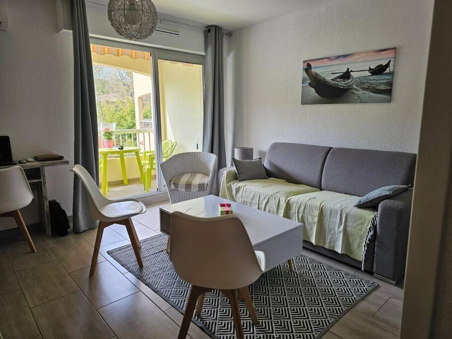 Apartment Petit Paradis Classe 3 Etoiles A 200m De La Plage! Terrasse-wifi-parking-clim Saint-Mandrier-sur-Mer
