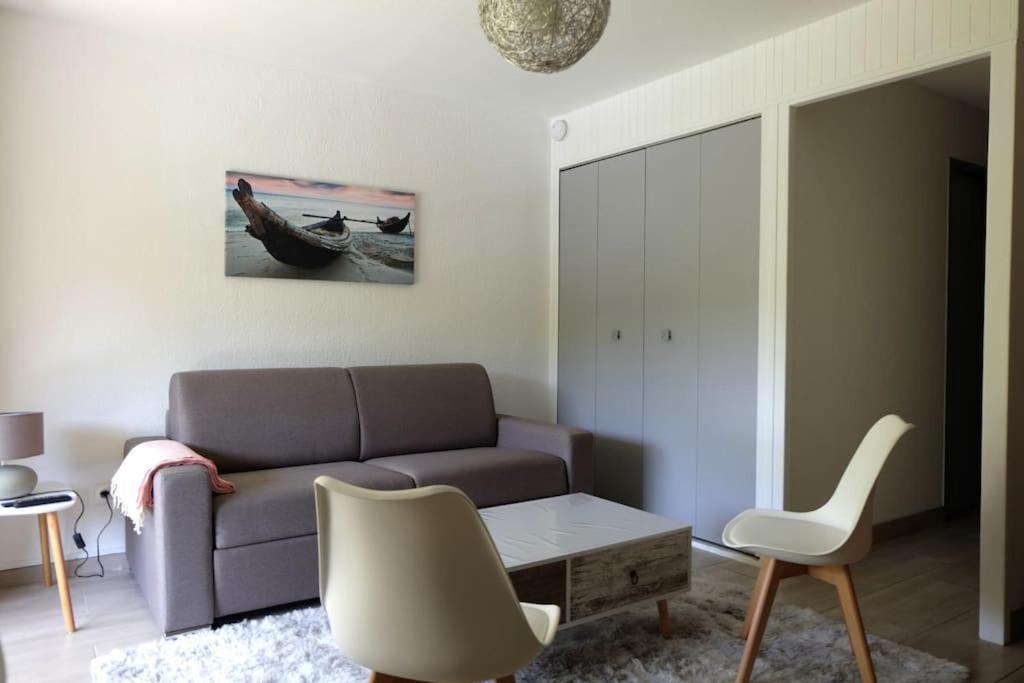 Apartment Petit Paradis Classe 3 Etoiles A 200m De La Plage! Terrasse-wifi-parking-clim Saint-Mandrier-sur-Mer