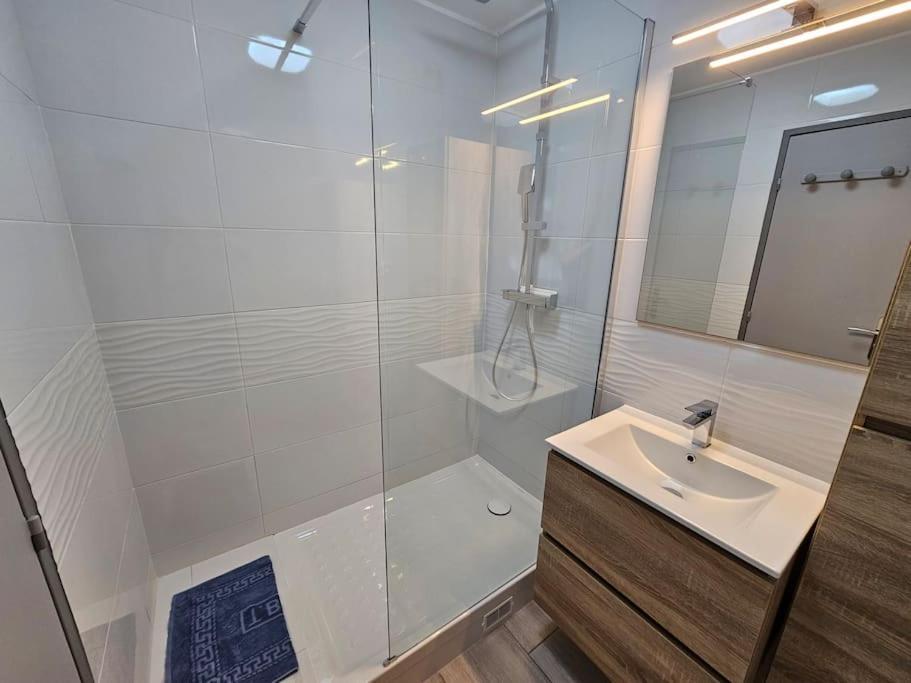 Petit Paradis Classe 3 Etoiles A 200m De La Plage! Terrasse-wifi-parking-clim