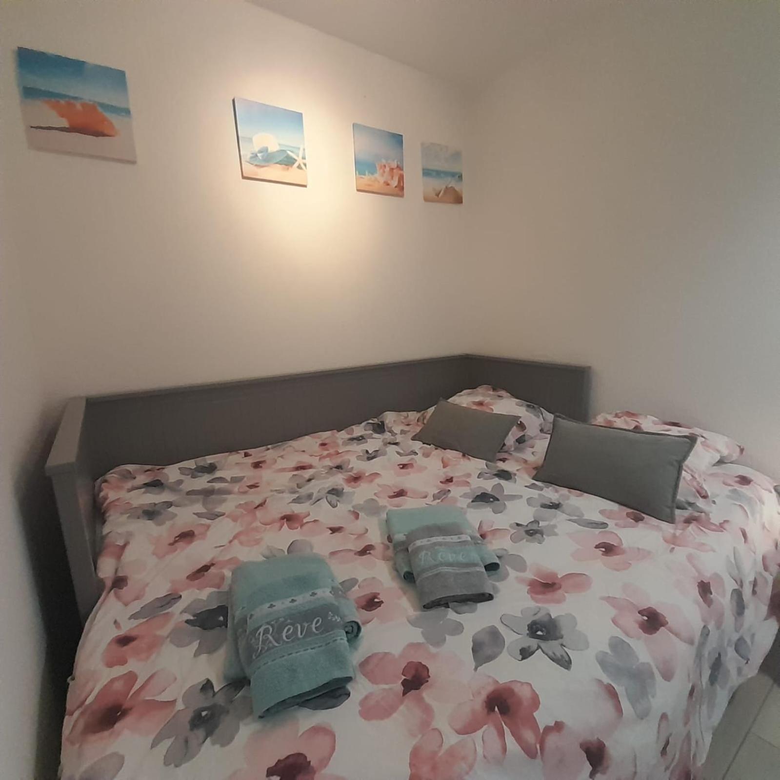 Apartment Petit Paradis Classe 3 Etoiles A 200m De La Plage! Terrasse-wifi-parking-clim